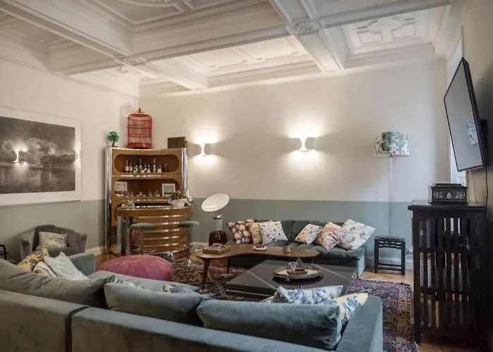 Spanish Steps Luxury Fashion *