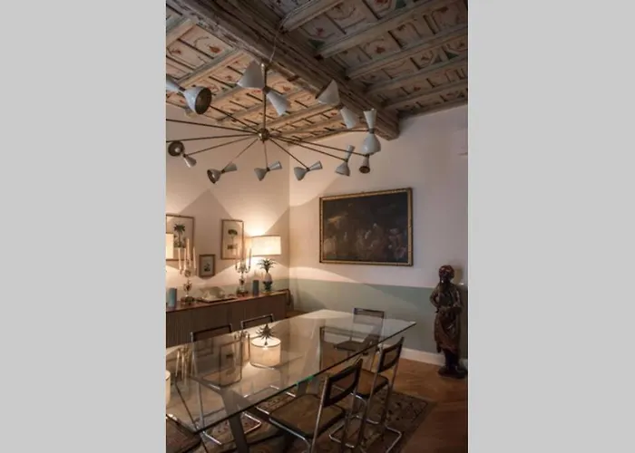 Spanish Steps Luxury Fashion *