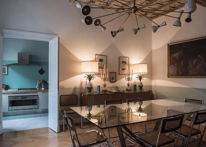 Spanish Steps Luxury Fashion *