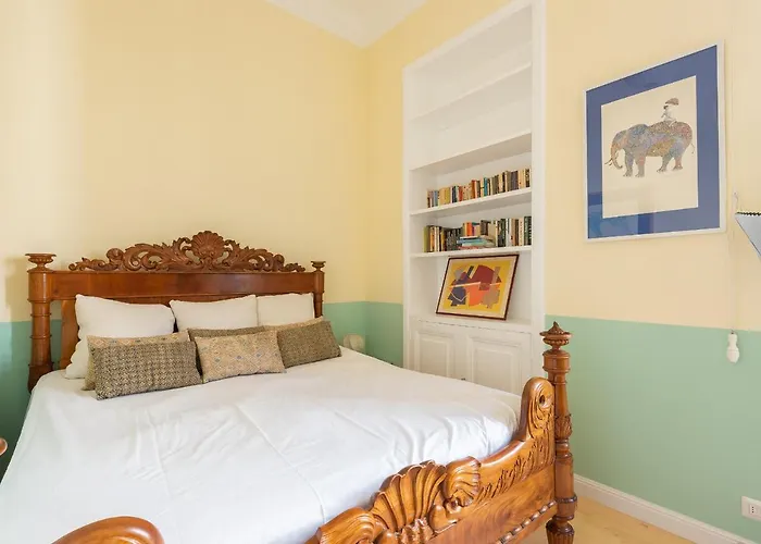 Spanish Steps Luxury Fashion